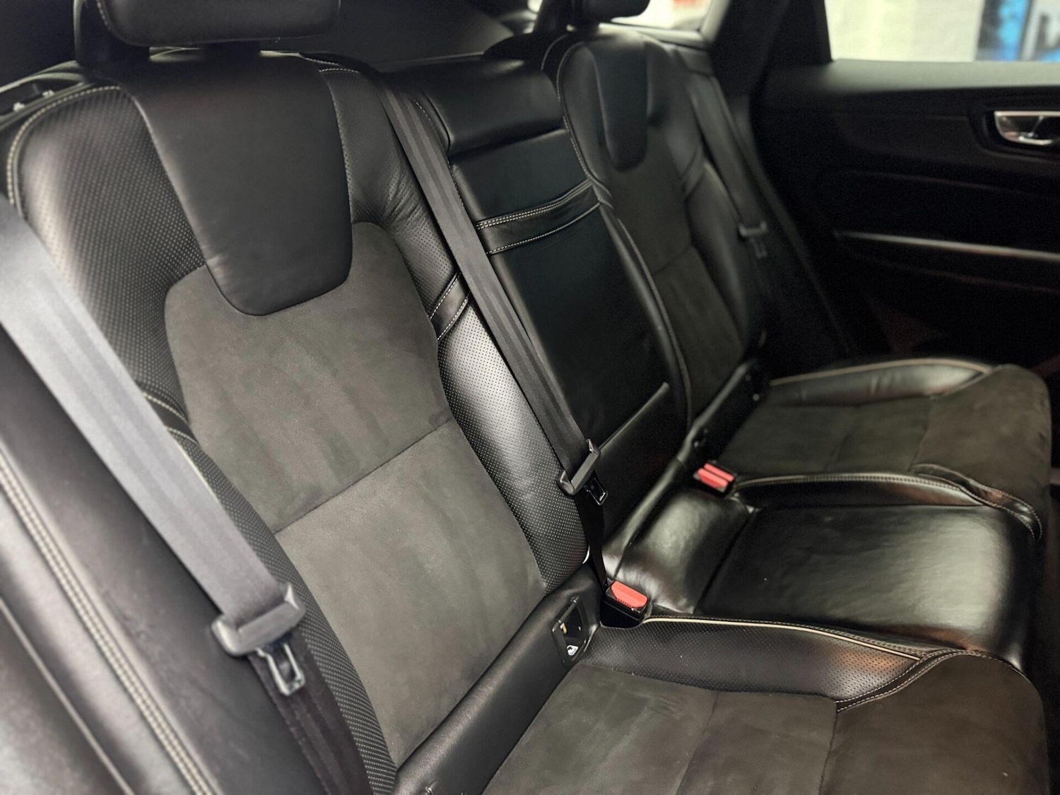 Used Volvo XC60 2018 for sale - 76600029: Photo 45