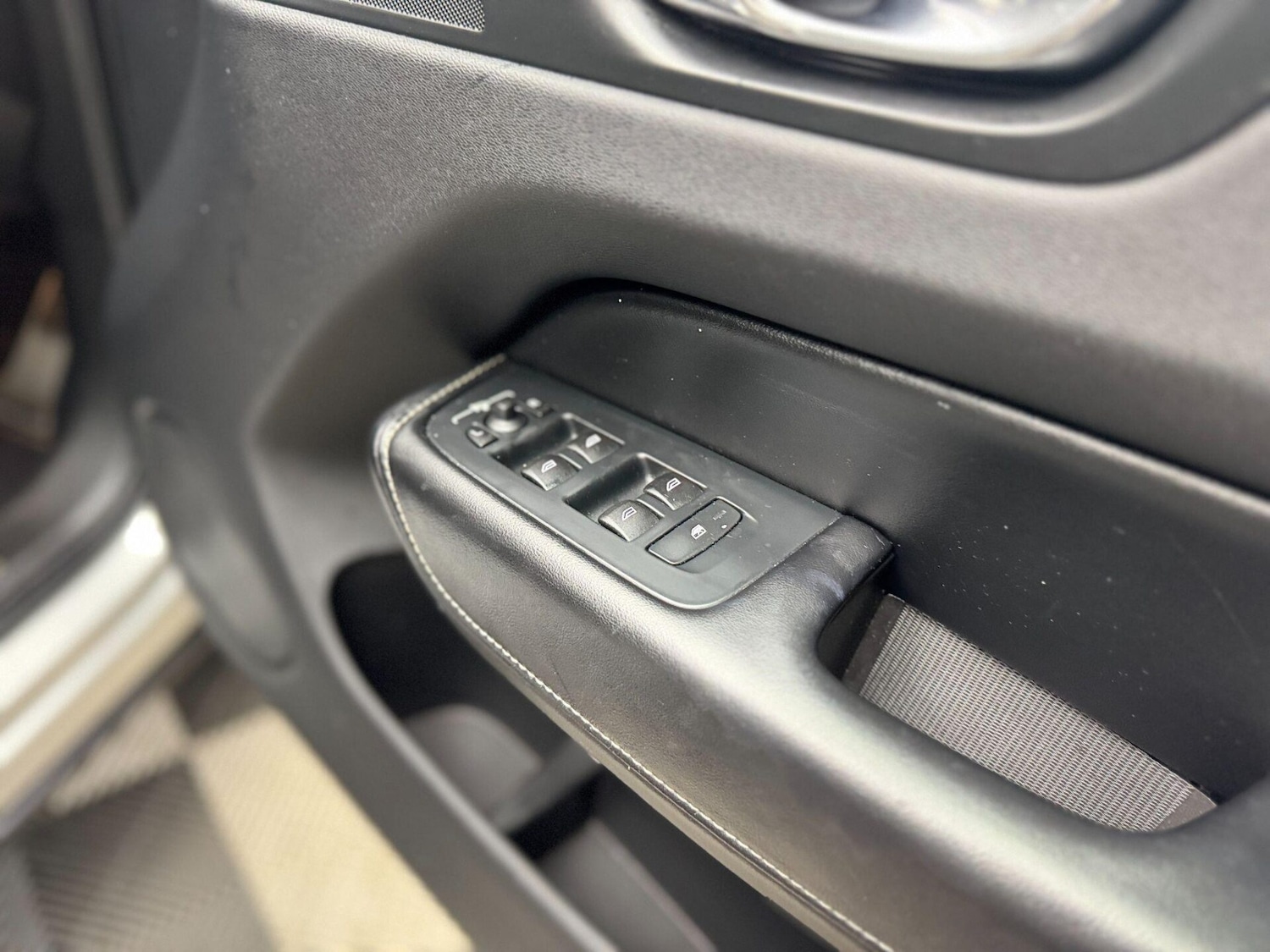 Used Volvo XC60 2018 for sale - 76600029: Photo 47