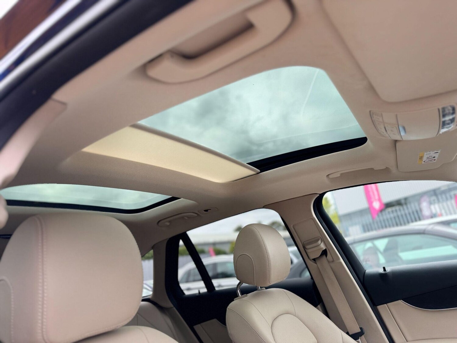 Used Mercedes-Benz GLC 2018 for sale - 76106769: Photo 71