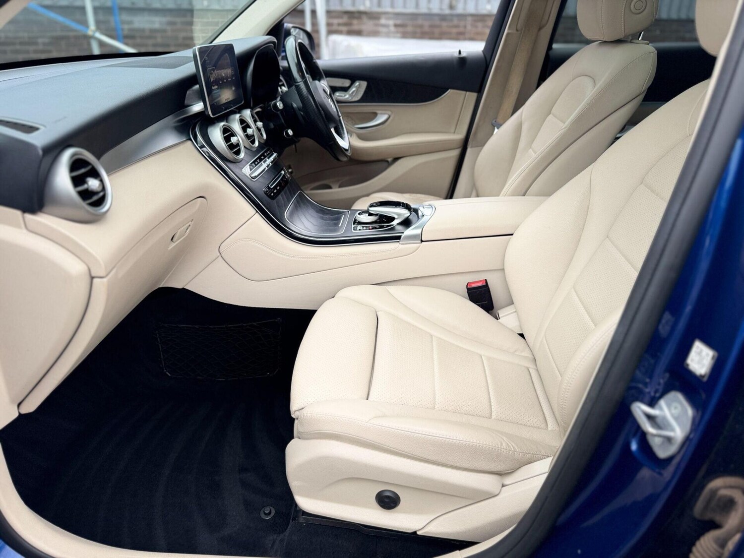 Used Mercedes-Benz GLC 2018 for sale - 76106769: Photo 74