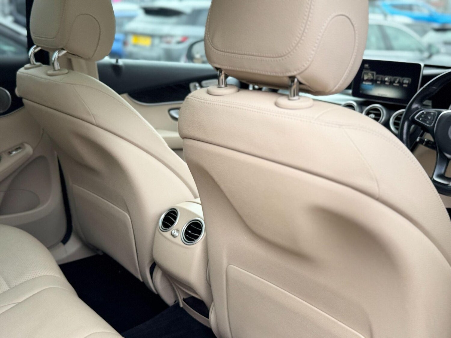 Used Mercedes-Benz GLC 2018 for sale - 76106769: Photo 80