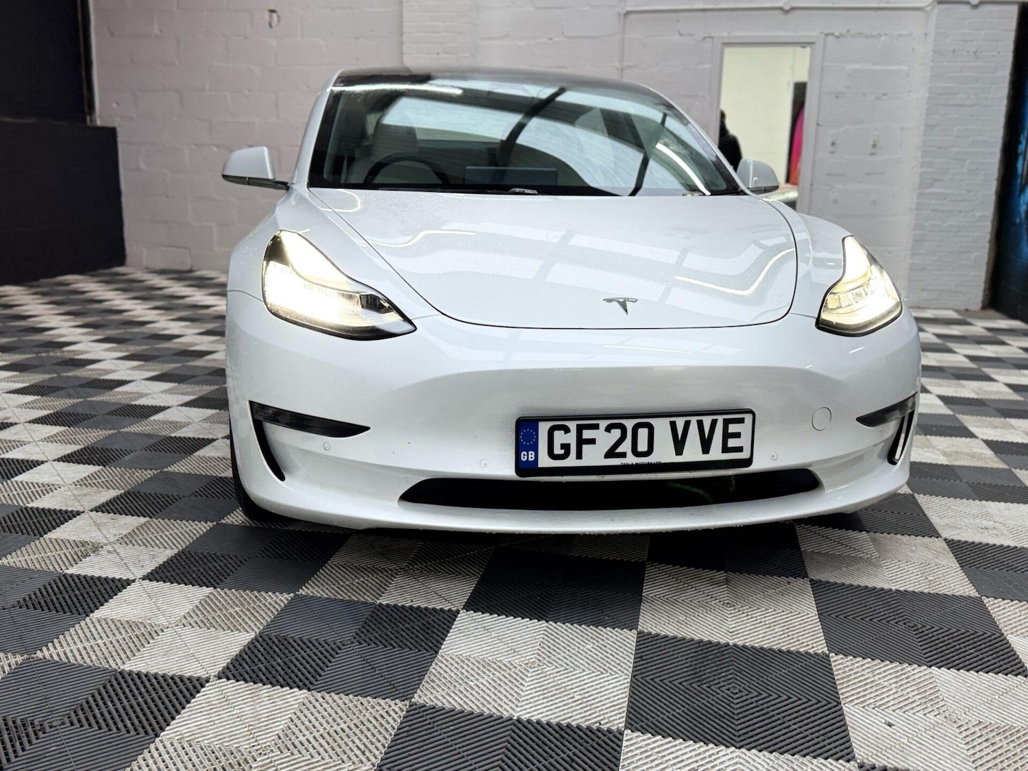 Used Tesla Model 3 2020 for sale - 76535084: Photo 16