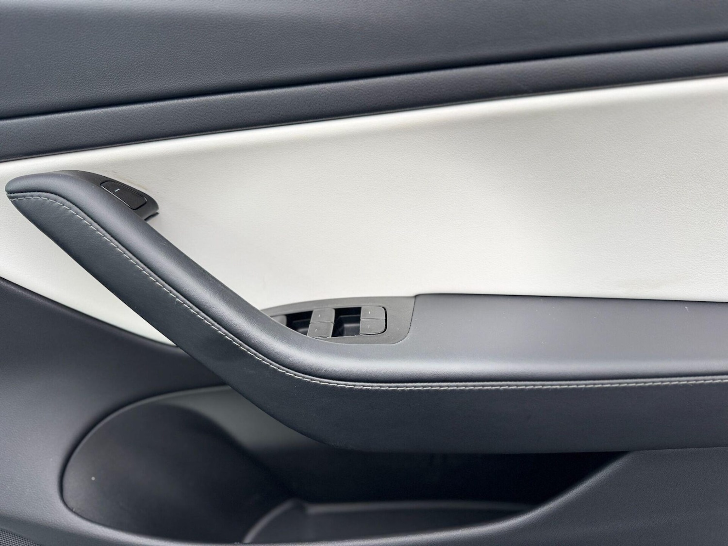 Used Tesla Model 3 2020 for sale - 76535084: Photo 38