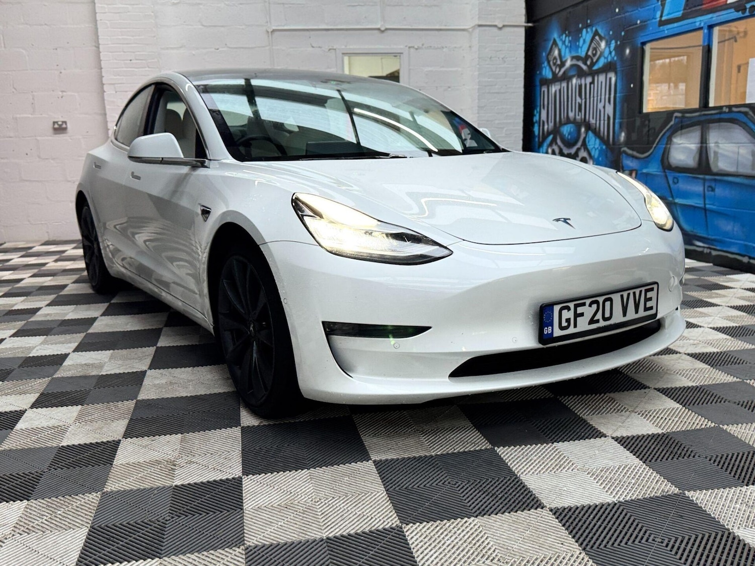 Used Tesla Model 3 2020 for sale - 76535084: Photo 9