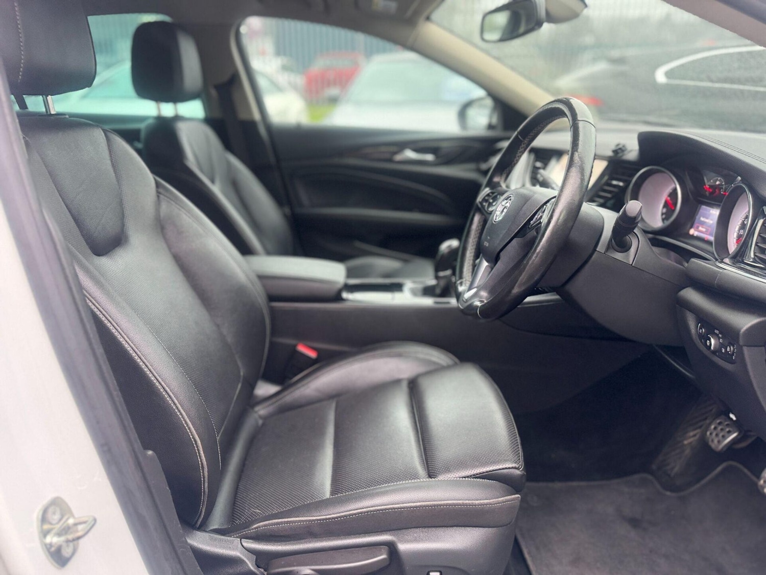 Used Vauxhall Insignia 2017 for sale - 77324630: Photo 33