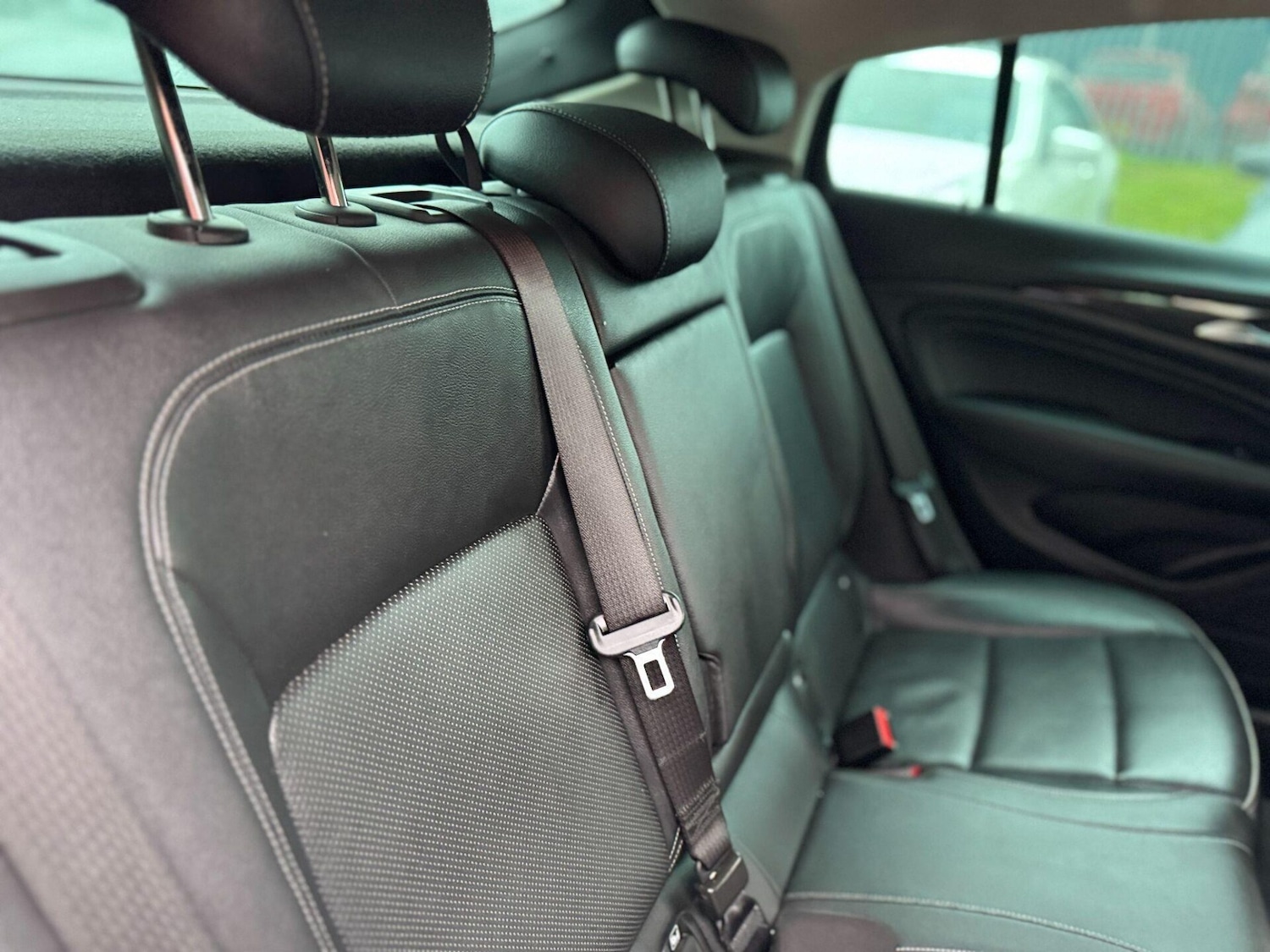 Used Vauxhall Insignia 2017 for sale - 77324630: Photo 37