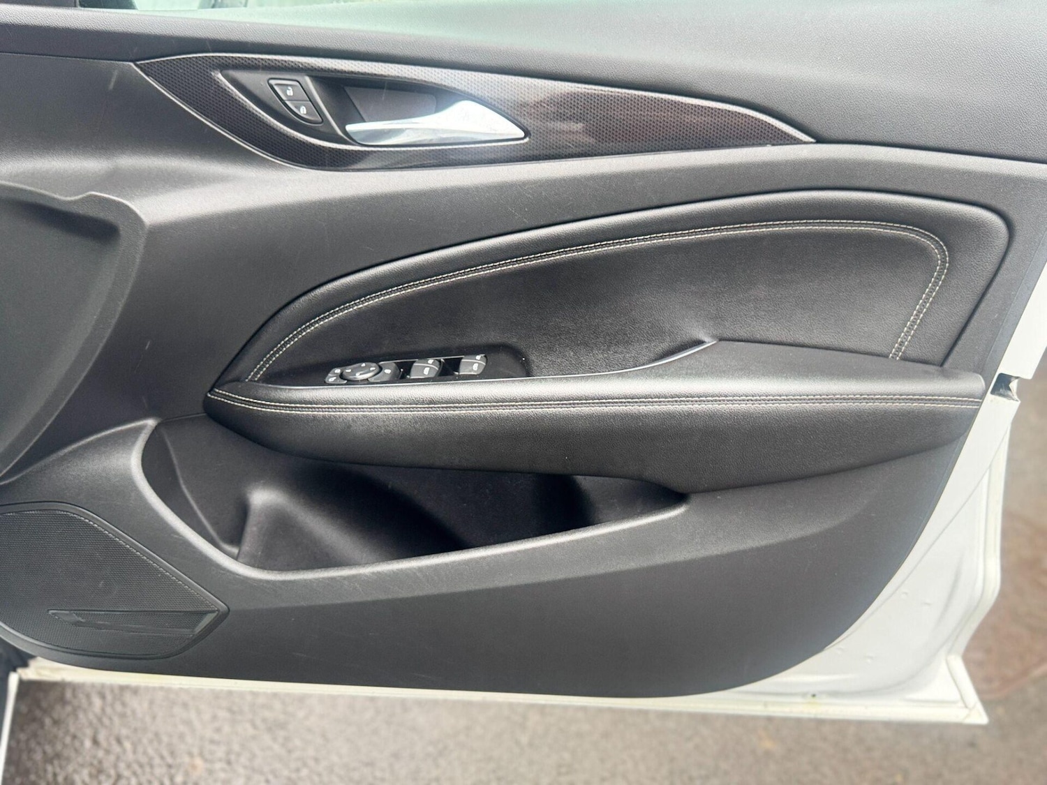 Used Vauxhall Insignia 2017 for sale - 77324630: Photo 40