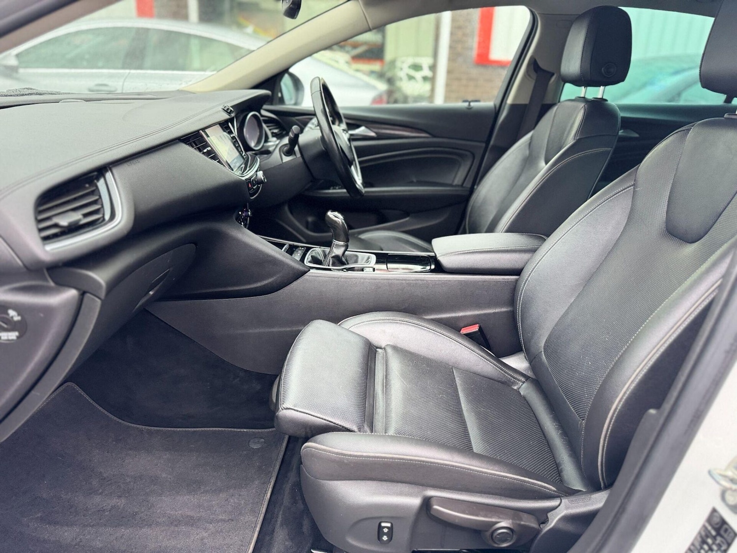 Used Vauxhall Insignia 2017 for sale - 77324630: Photo 46