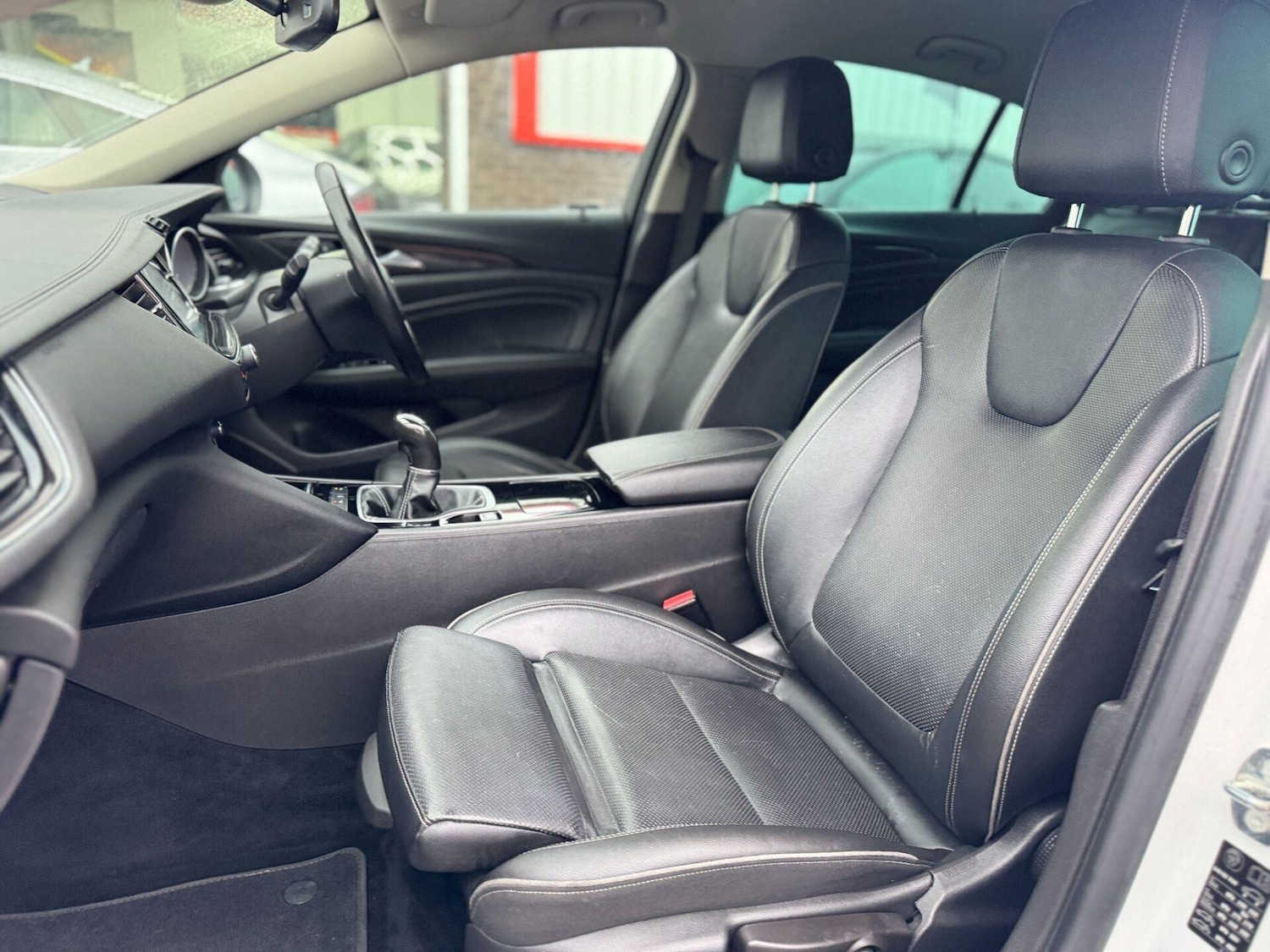 Used Vauxhall Insignia 2017 for sale - 77324630: Photo 47