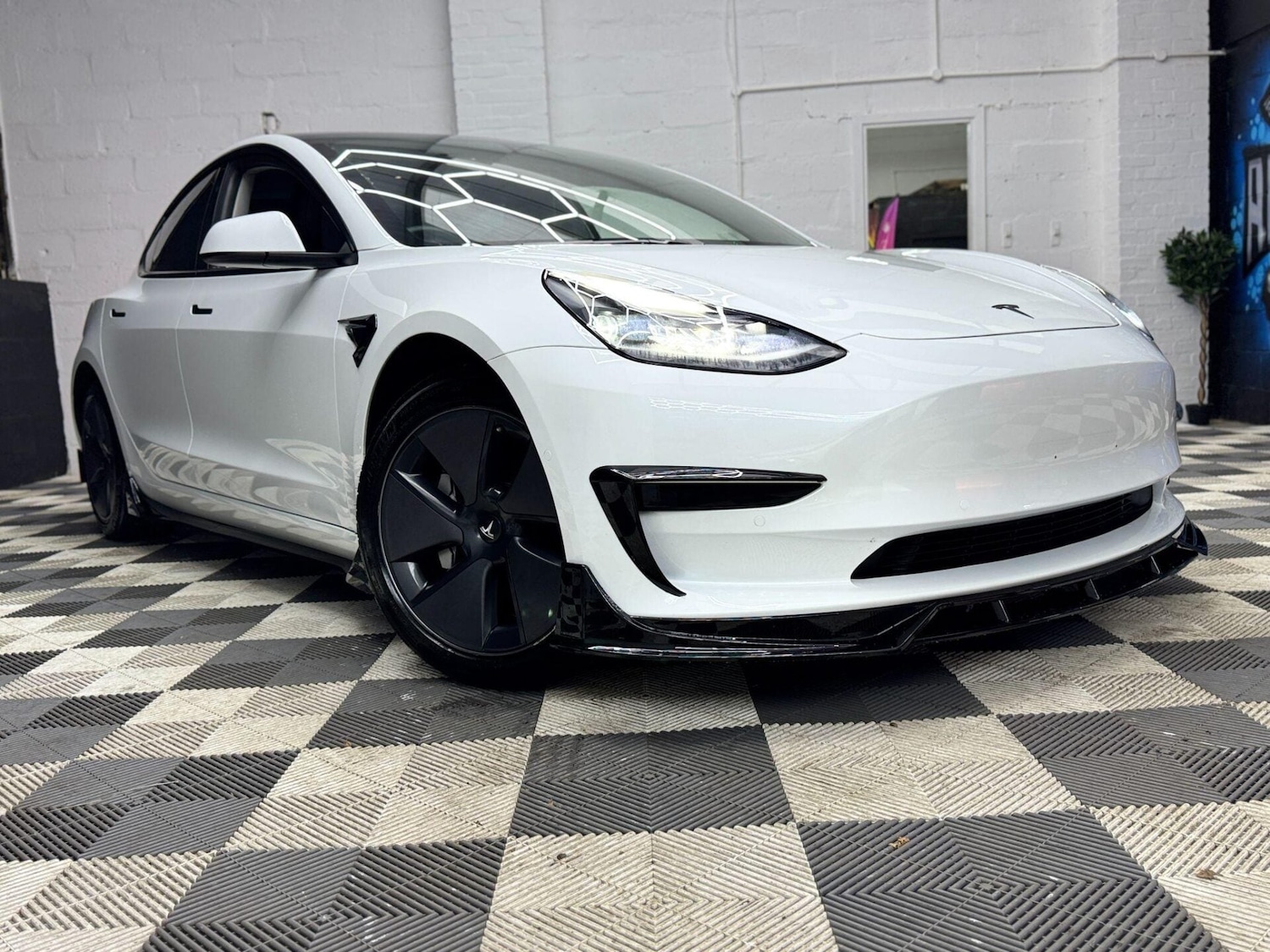 Used Tesla Model 3 2021 for sale - 77006557: Photo 11