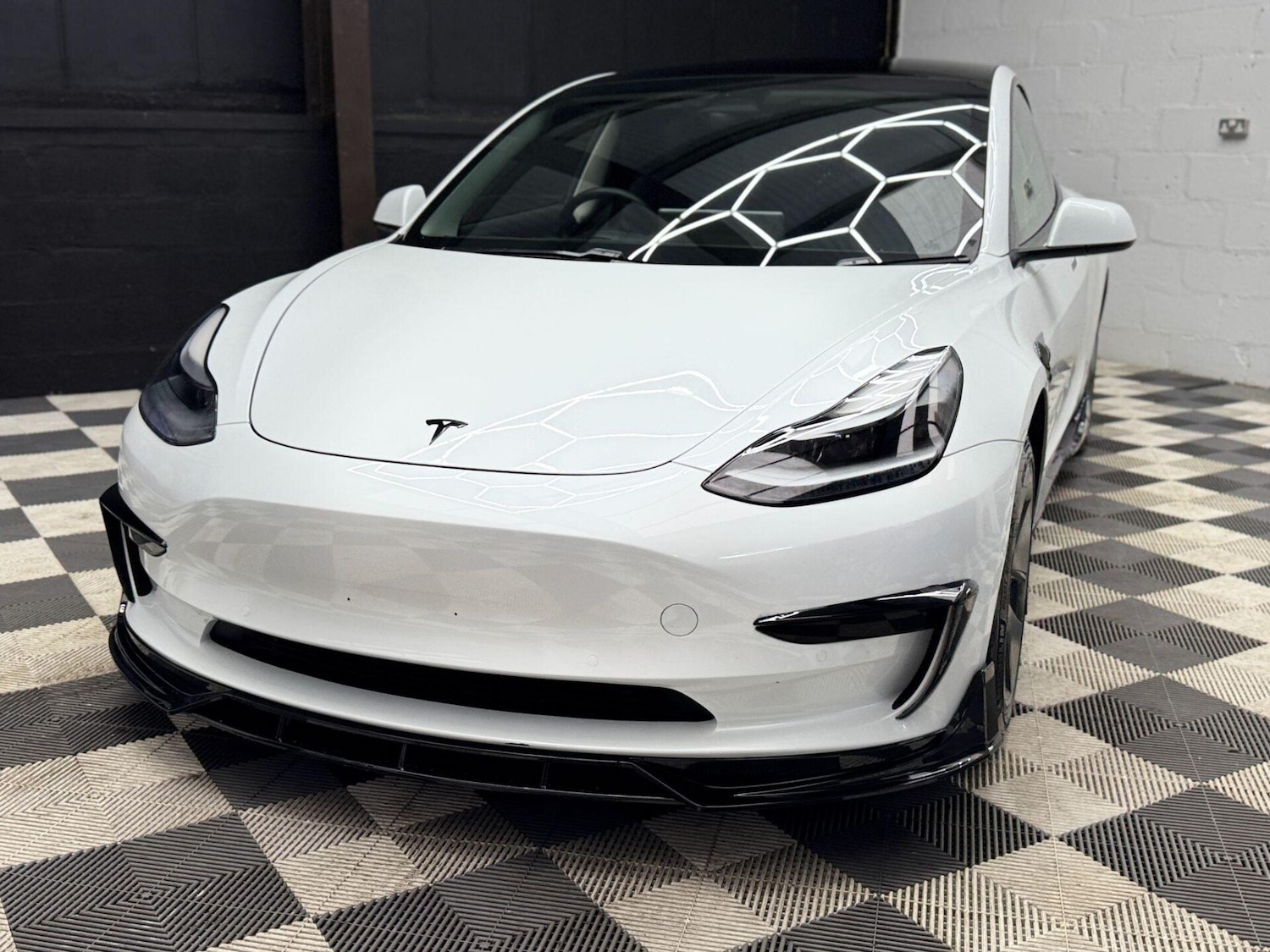 Used Tesla Model 3 2021 for sale - 77006557: Photo 4