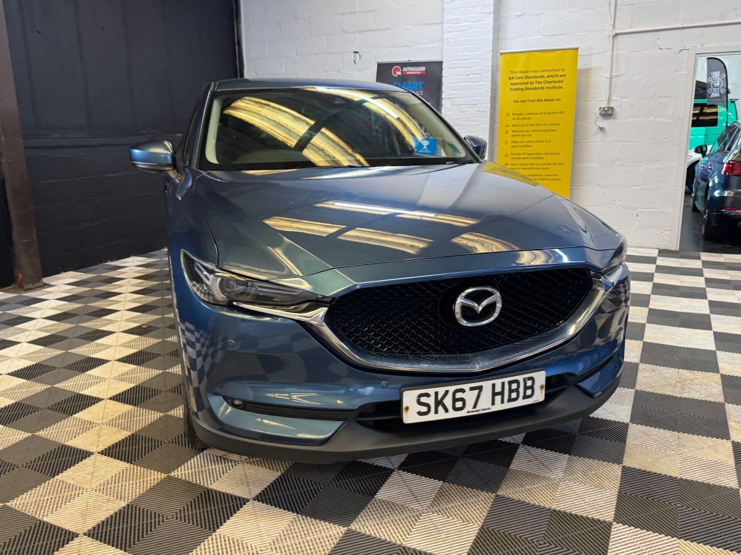 Used Mazda CX-5 2017 for sale - 76115671: Photo 2