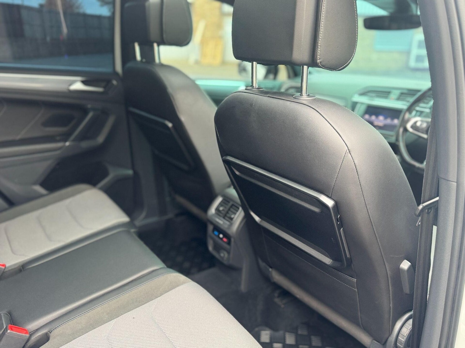 Used Volkswagen Tiguan 2017 for sale - 76304982: Photo 42