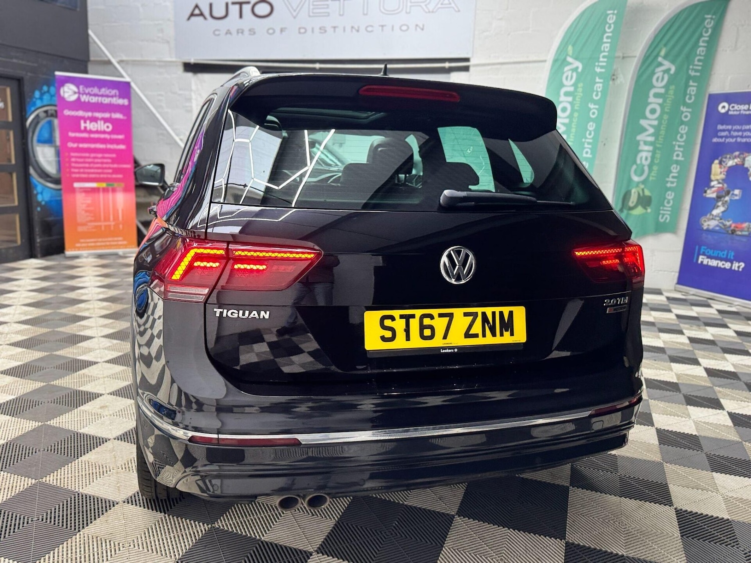 Used Volkswagen Tiguan 2017 for sale - 77355100: Photo 13