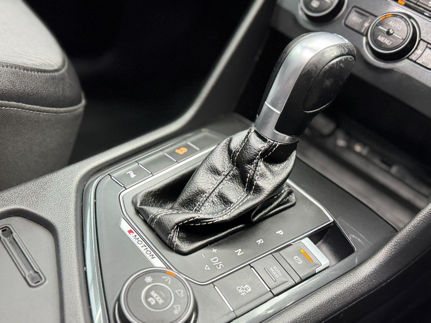 Used Volkswagen Tiguan 2017 for sale - 77355100: Photo 18