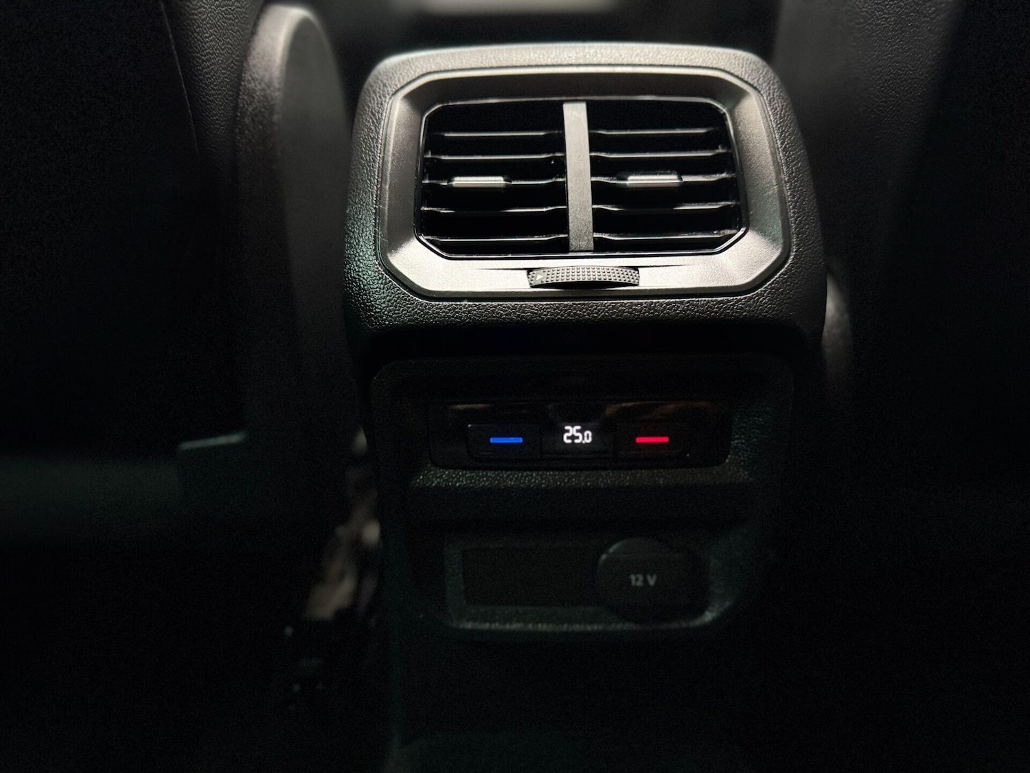 Used Volkswagen Tiguan 2017 for sale - 77355100: Photo 28