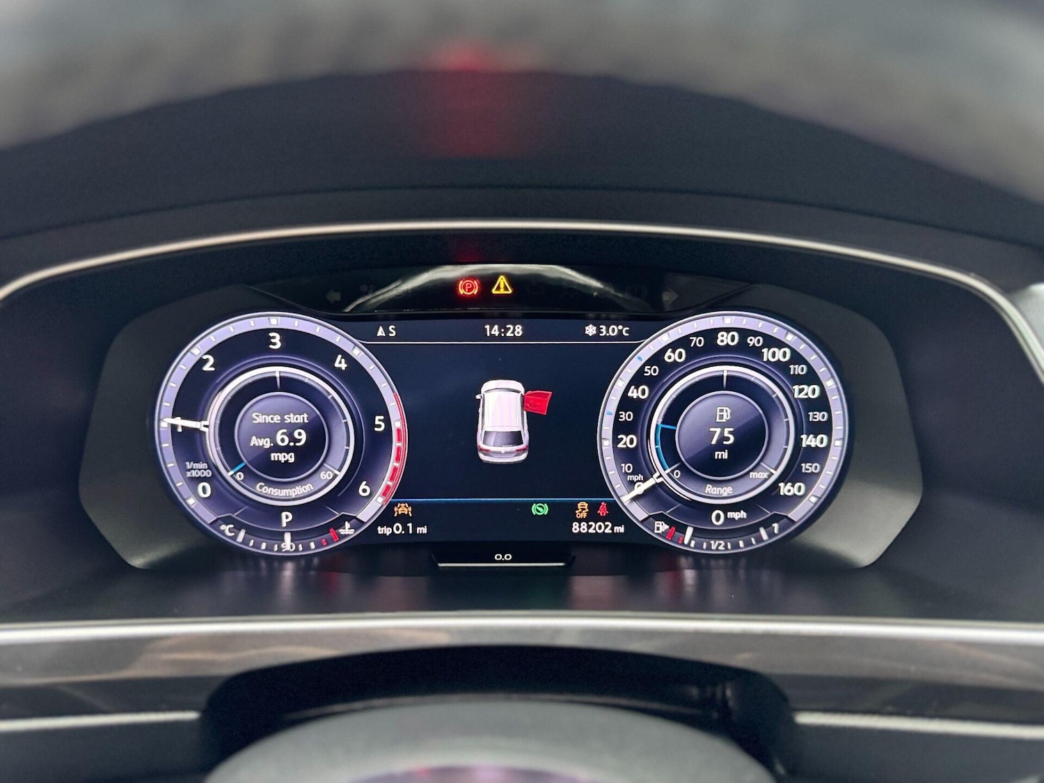 Used Volkswagen Tiguan 2017 for sale - 77355100: Photo 36