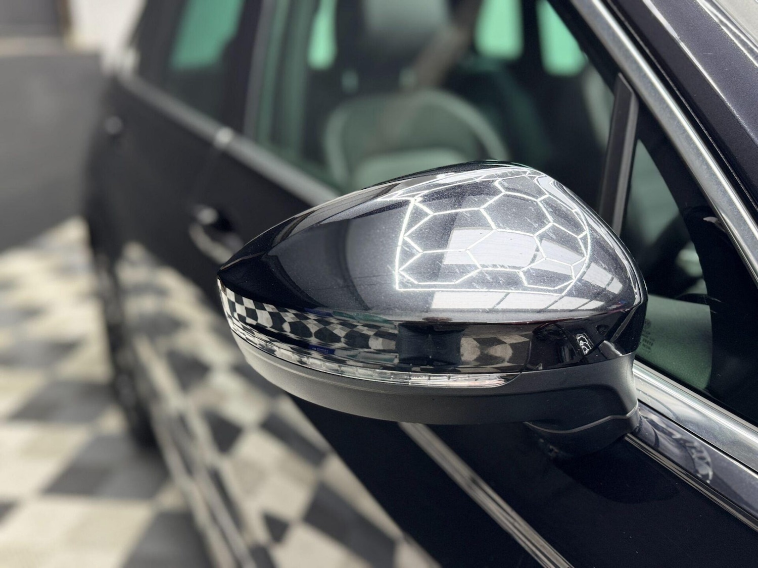 Used Volkswagen Tiguan 2017 for sale - 77355100: Photo 37