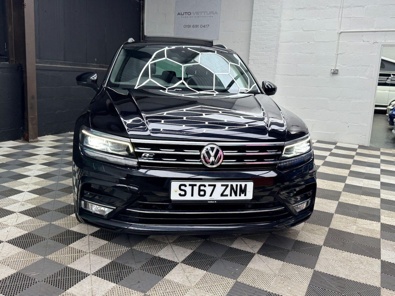 Used Volkswagen Tiguan 2017 for sale - 77355100: Photo 8