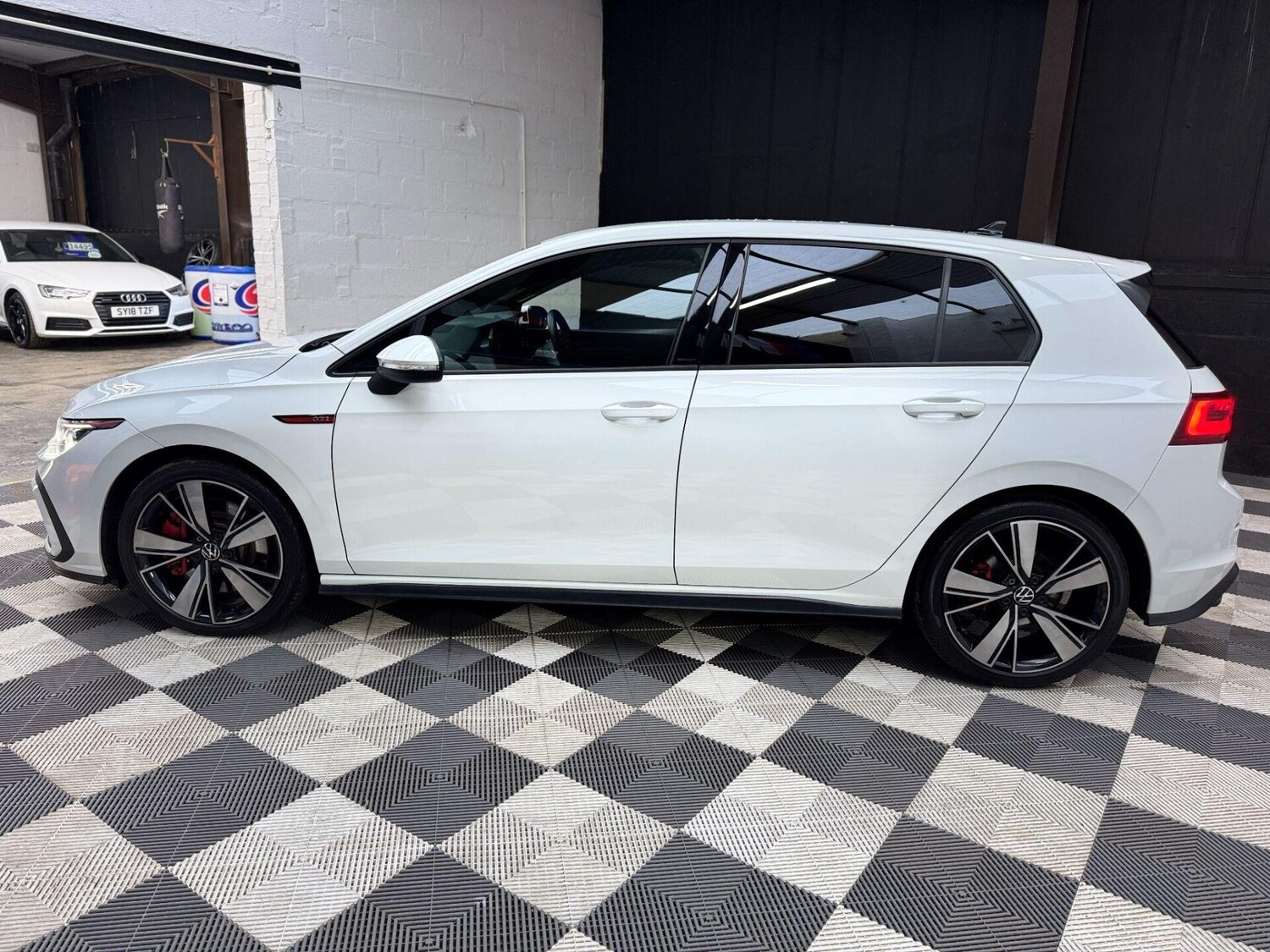 Used Volkswagen Golf 2020 for sale - 76566408: Photo 20