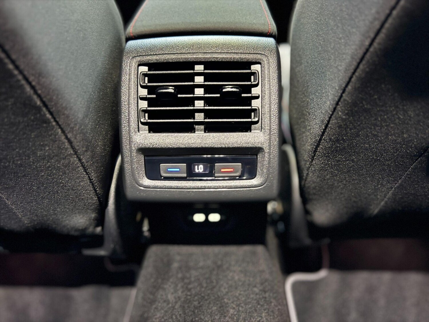 Used Volkswagen Golf 2020 for sale - 76566408: Photo 35