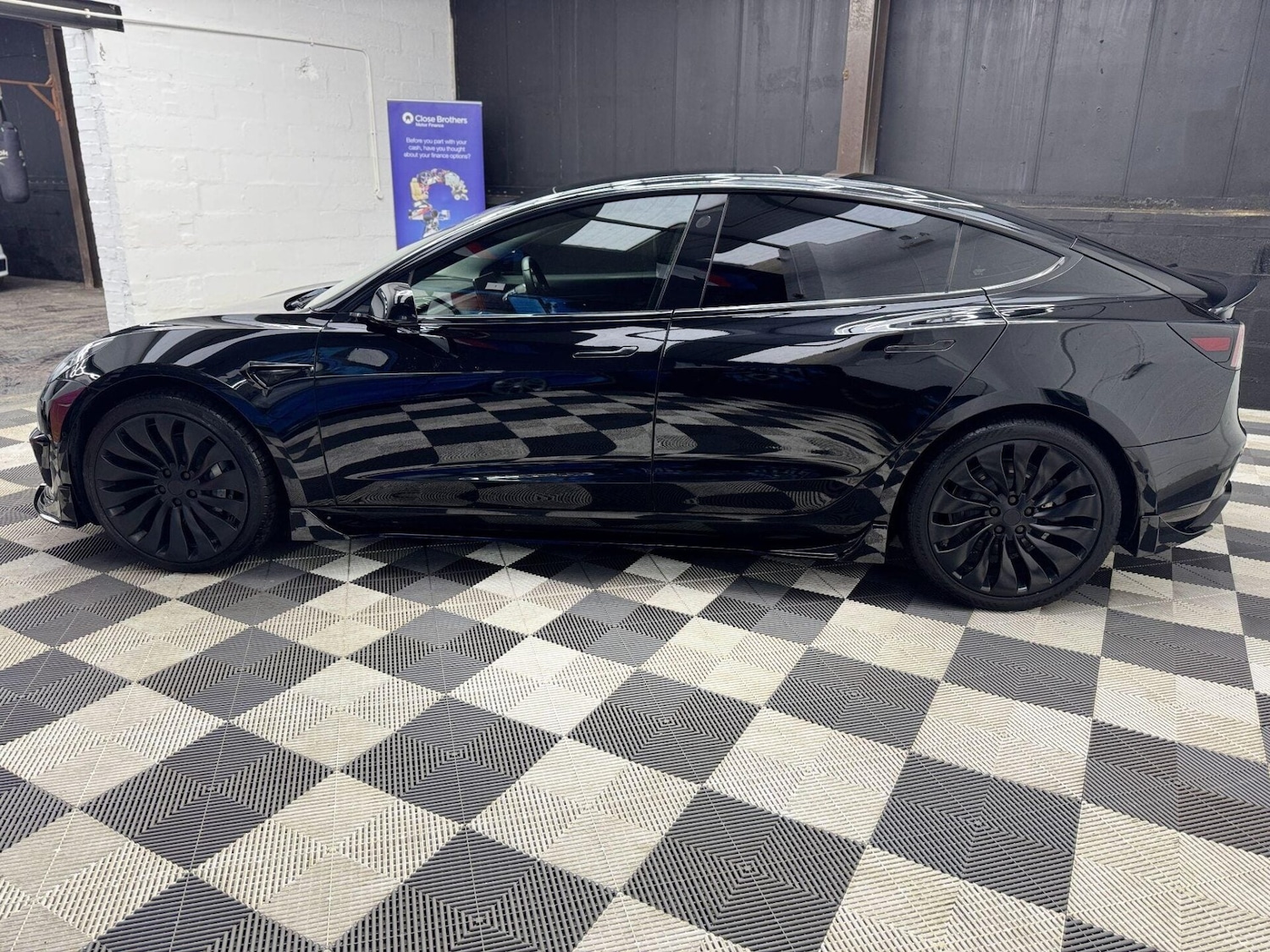 Used Tesla Model 3 2019 for sale - 76809238: Photo 12