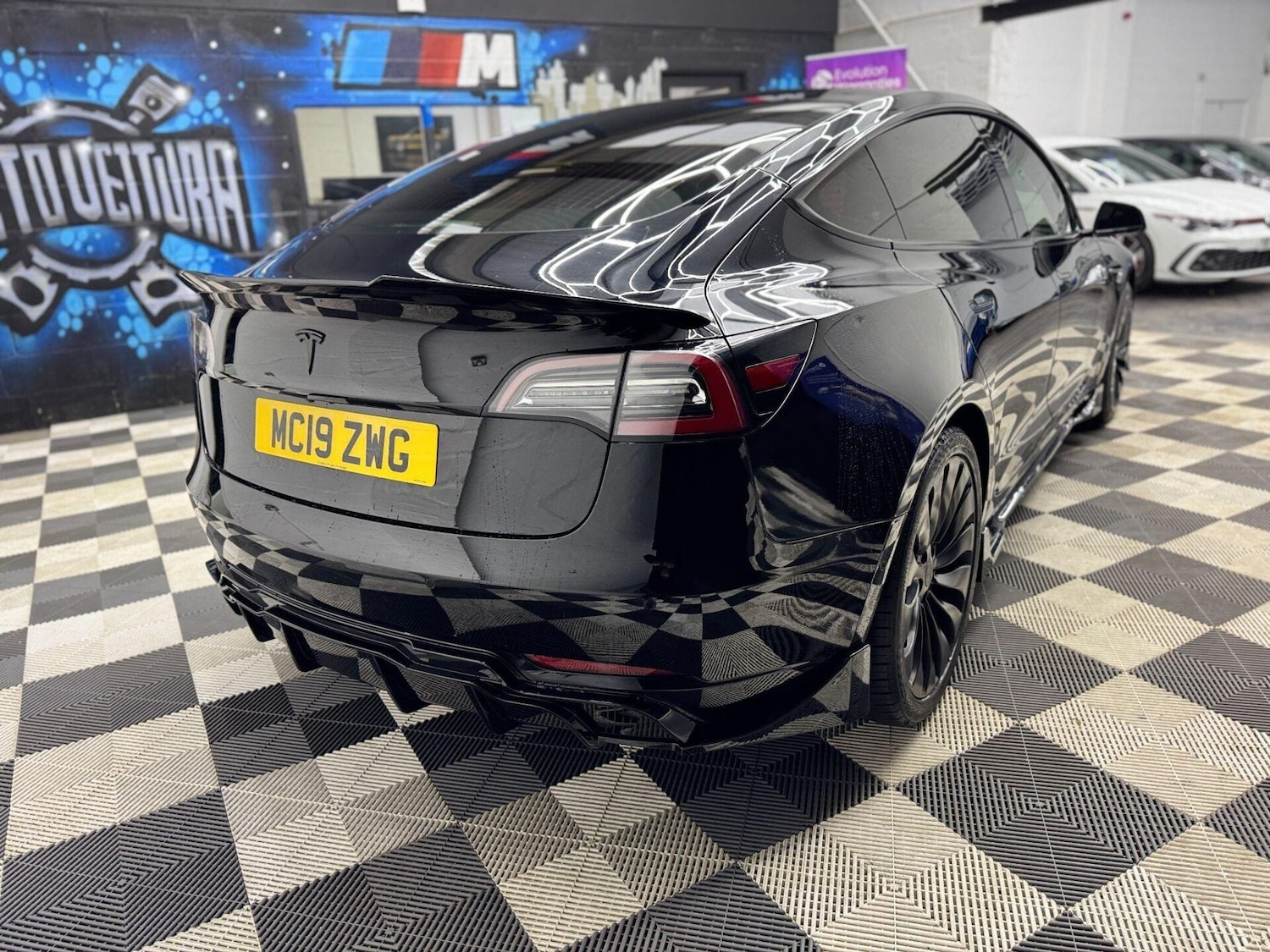 Used Tesla Model 3 2019 for sale - 76809238: Photo 14