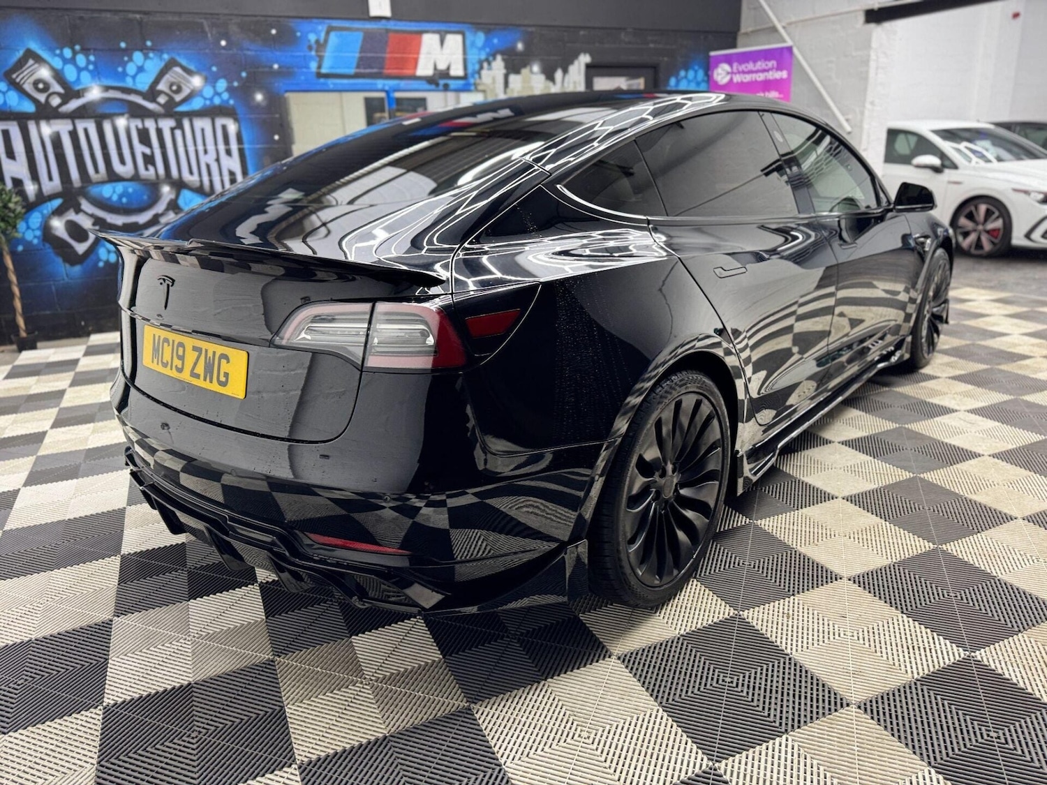 Used Tesla Model 3 2019 for sale - 76809238: Photo 15