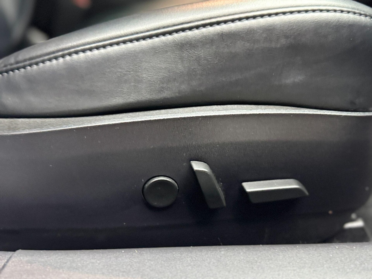 Used Tesla Model 3 2019 for sale - 76809238: Photo 24