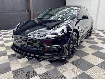 Used Tesla Model 3 2019 for sale - 76809238: Photo