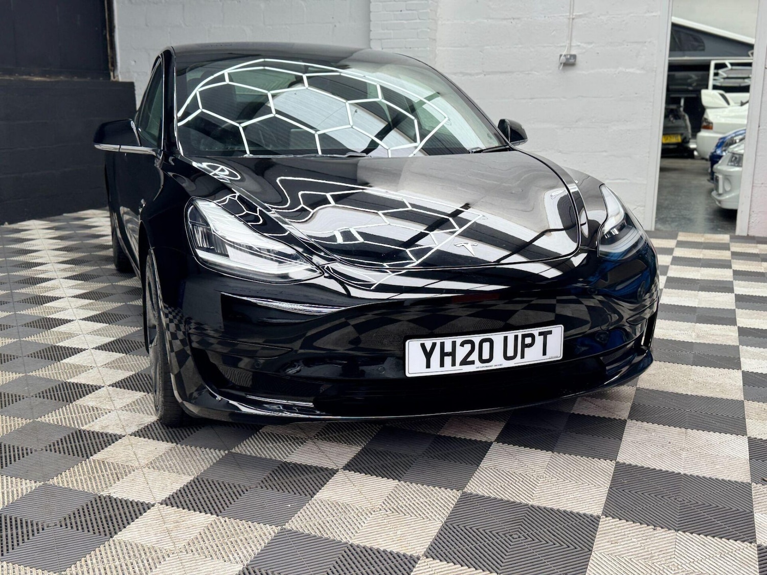 Used Tesla Model 3 2020 for sale - 77149604: Photo 3