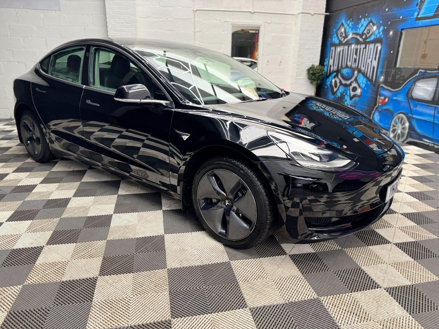 Used Tesla Model 3 2020 for sale - 77149604: Photo 9