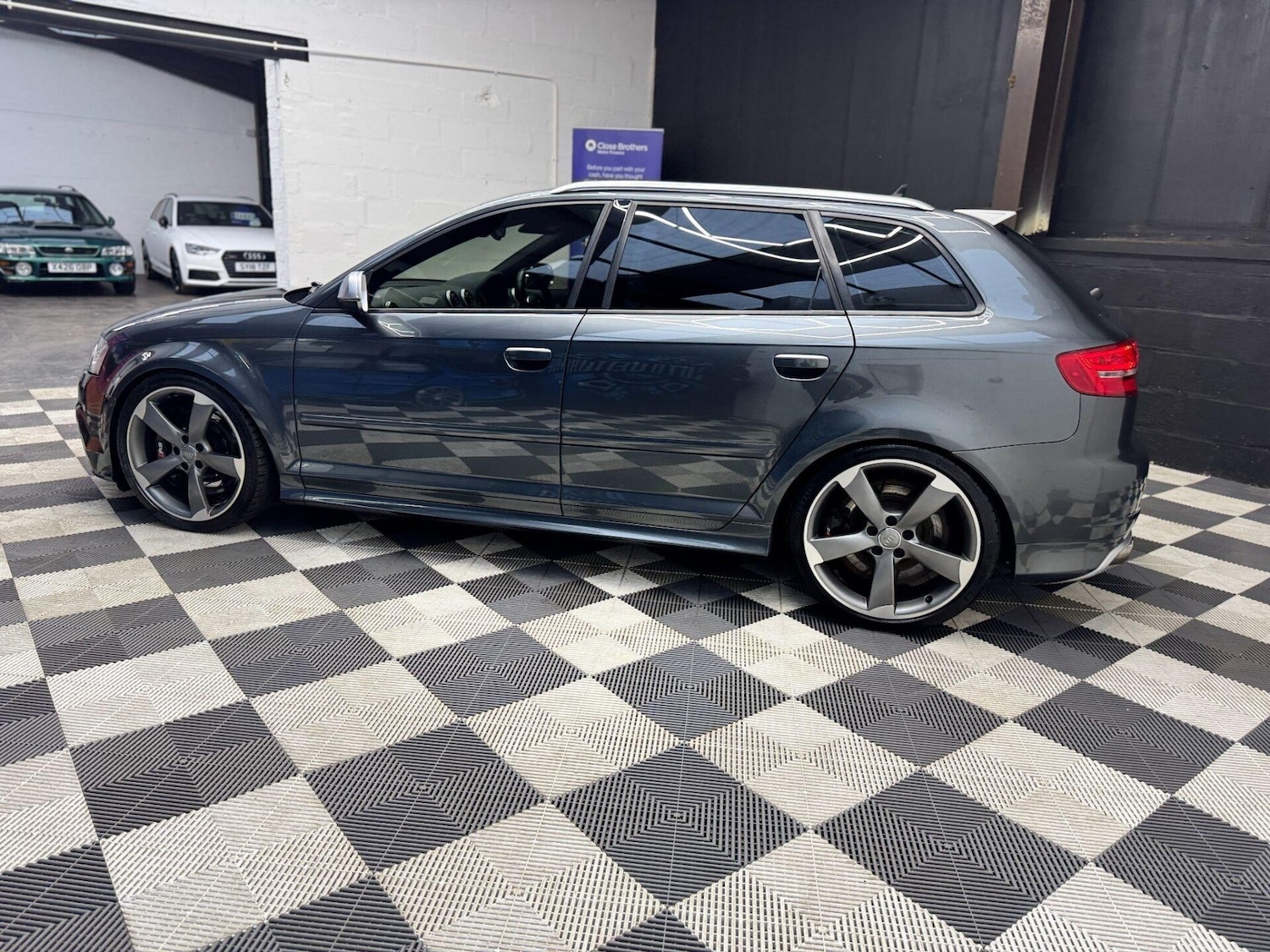 Used Audi RS3 2011 for sale - 76819805: Photo 25