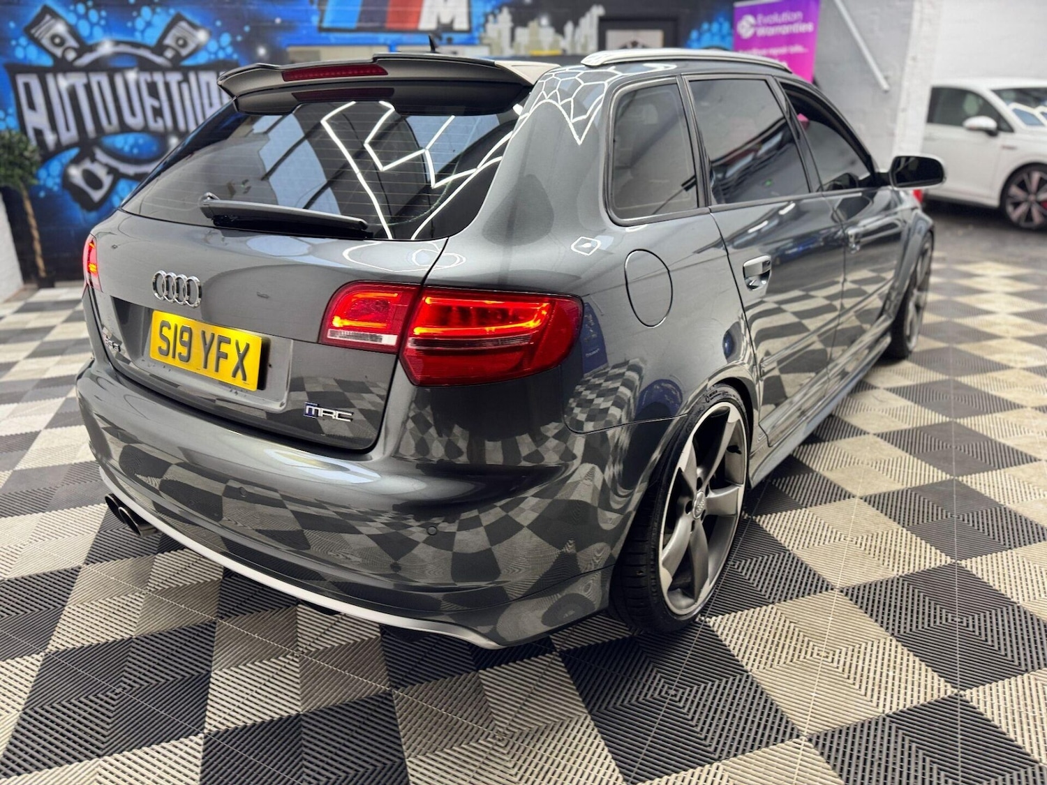 Used Audi RS3 2011 for sale - 76819805: Photo 31