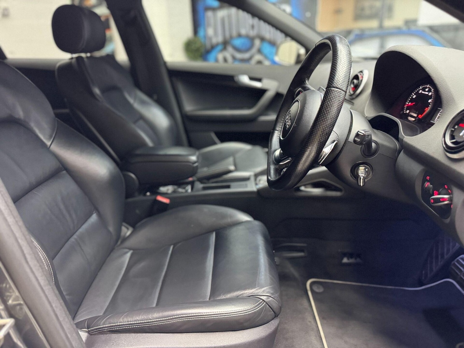 Used Audi RS3 2011 for sale - 76819805: Photo 38