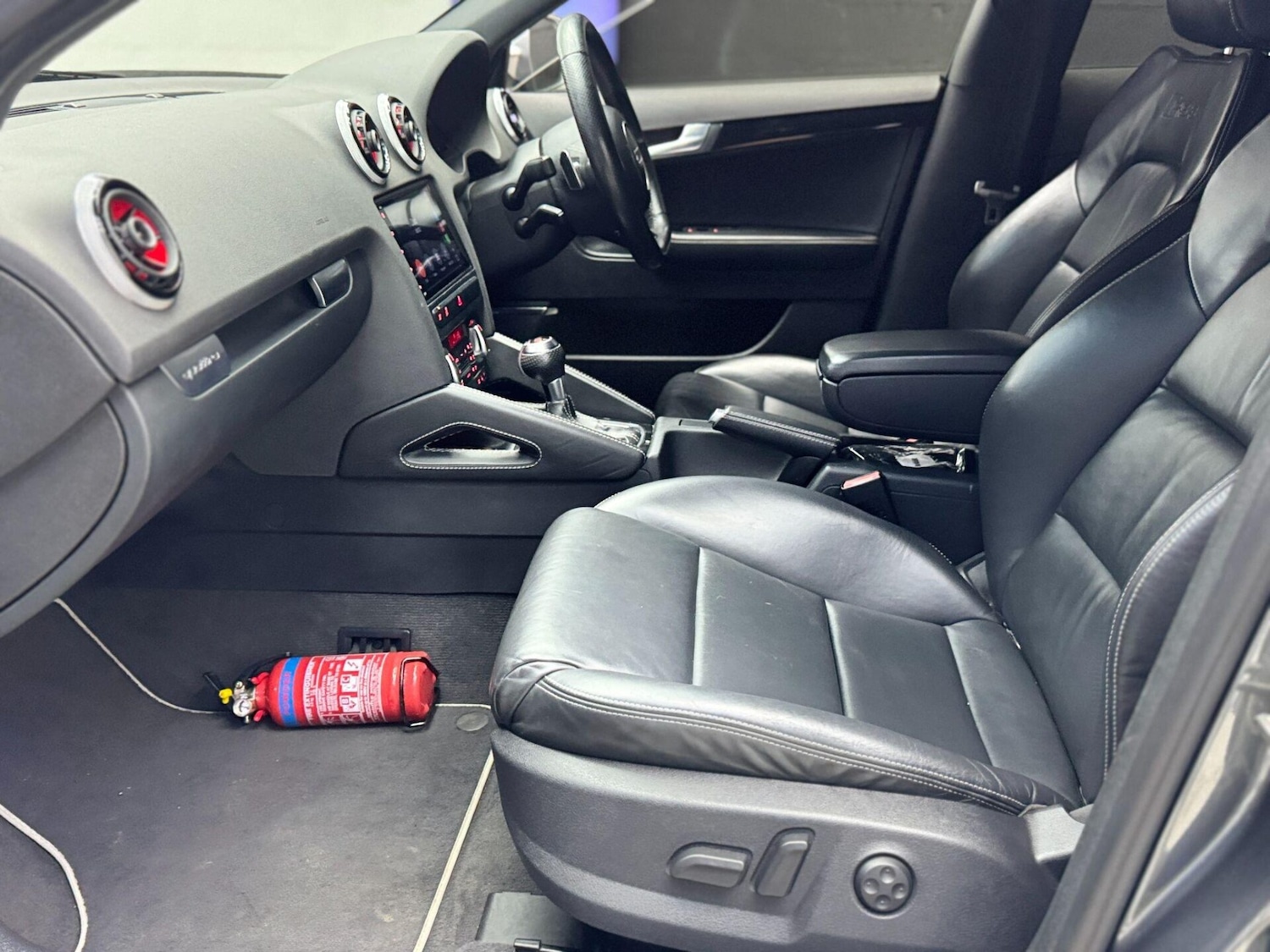 Used Audi RS3 2011 for sale - 76819805: Photo 51