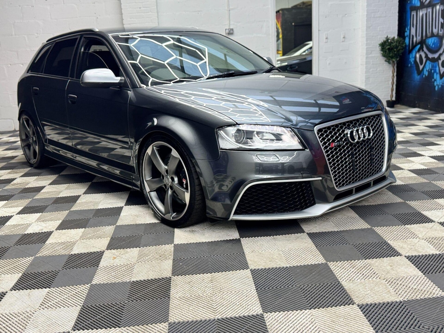 Used Audi RS3 2011 for sale - 76819805: Photo 6