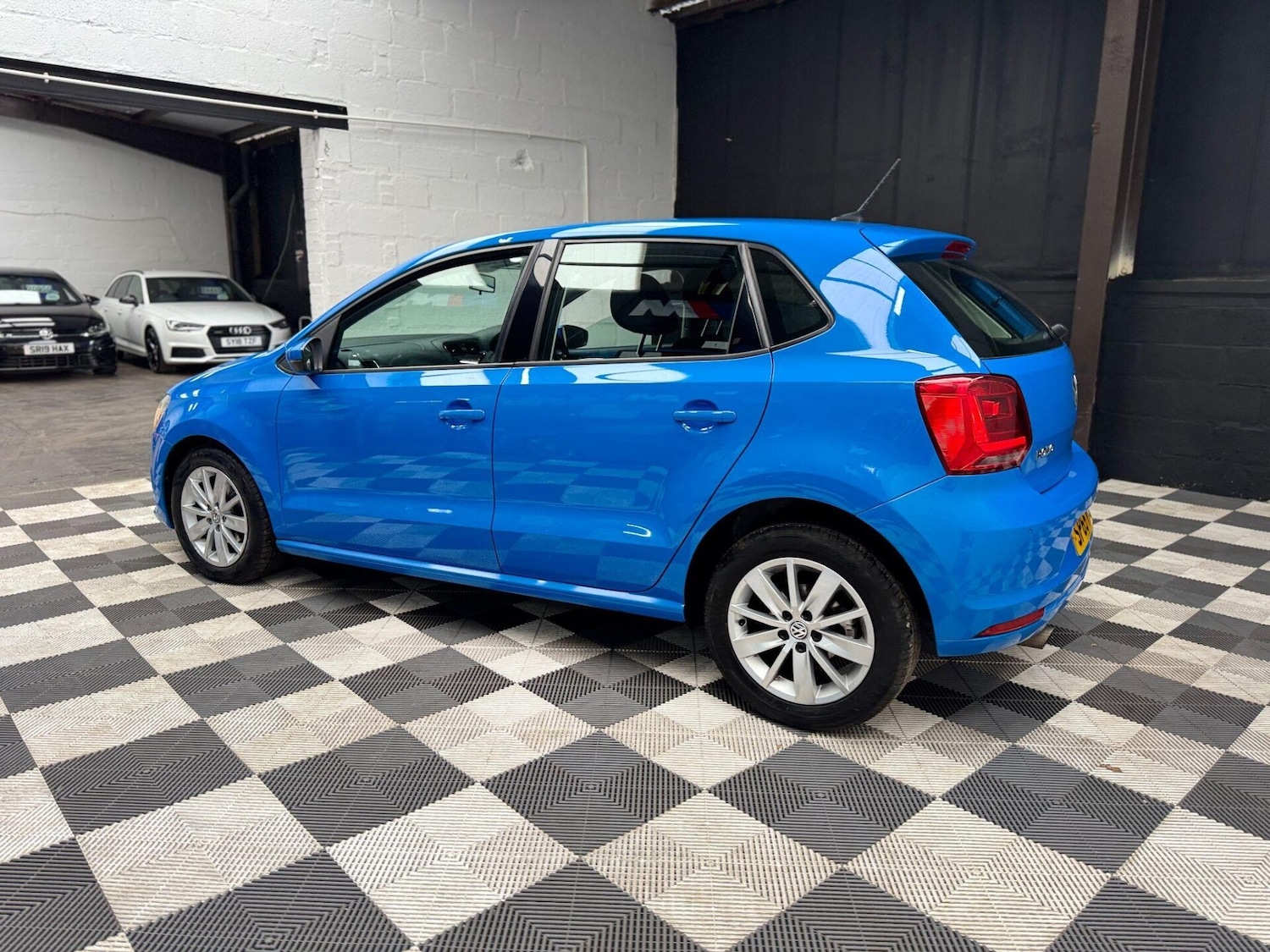 Used Volkswagen Polo 2015 for sale - 76508919: Photo 17