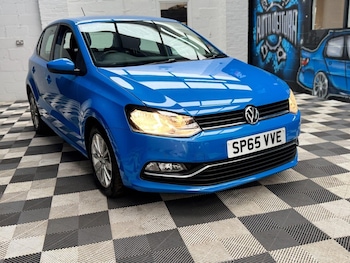 Used Volkswagen Polo 2015 for sale - 76508919: Photo