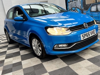 Used Volkswagen Polo 2015 for sale - 76508919: Photo