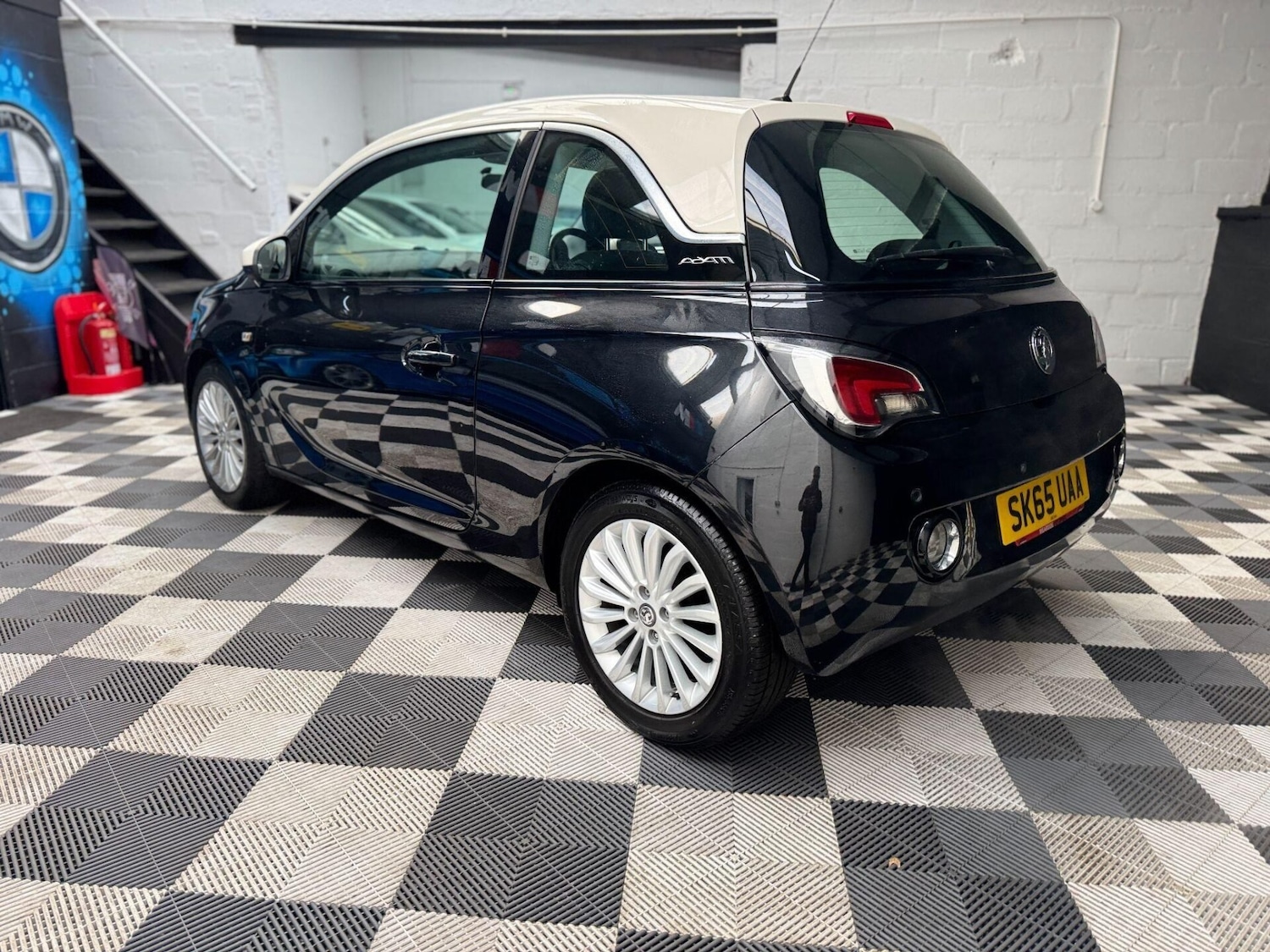 Used Vauxhall ADAM 2015 for sale - 76492284: Photo 17