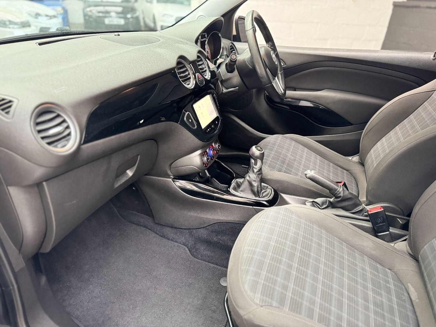 Used Vauxhall ADAM 2015 for sale - 76492284: Photo 48