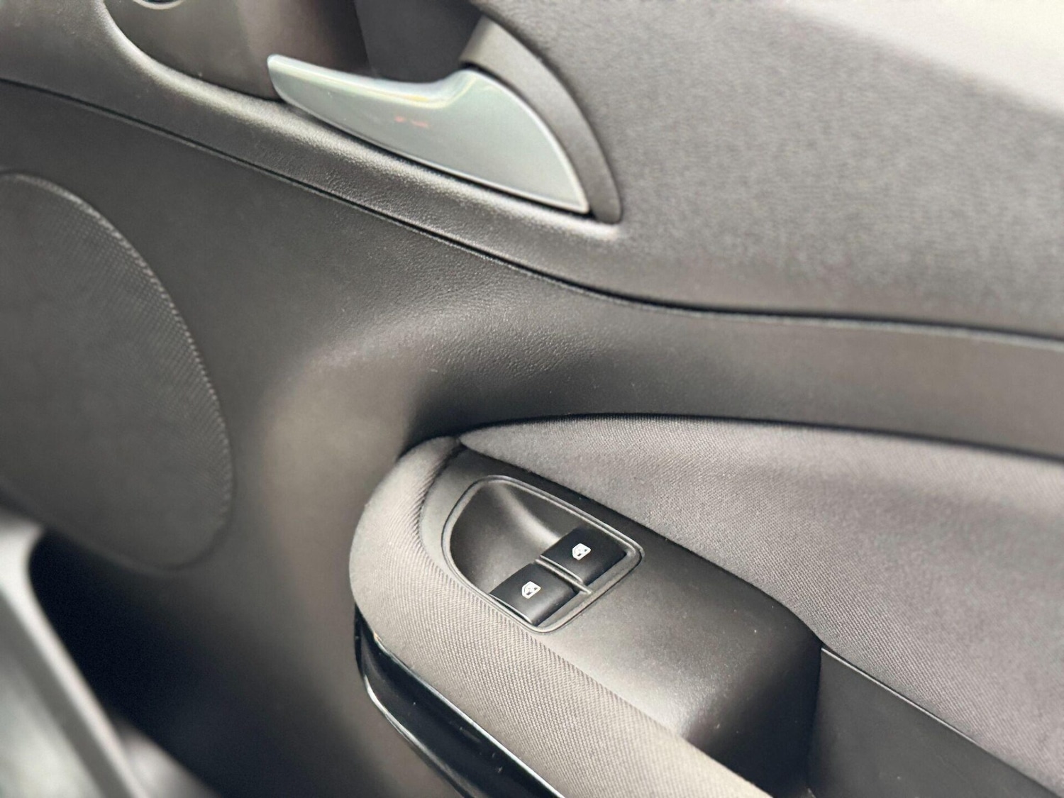 Used Vauxhall ADAM 2015 for sale - 76492284: Photo 55