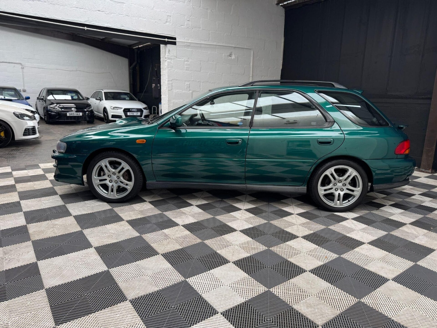 Used Subaru Impreza 2000 for sale - 76662576: Photo 18