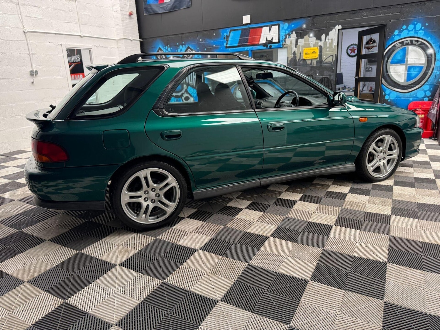 Used Subaru Impreza 2000 for sale - 76662576: Photo 29