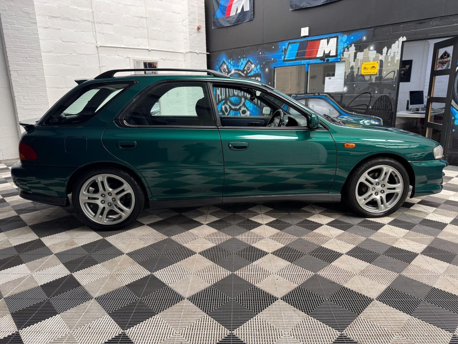 Used Subaru Impreza 2000 for sale - 76662576: Photo 30