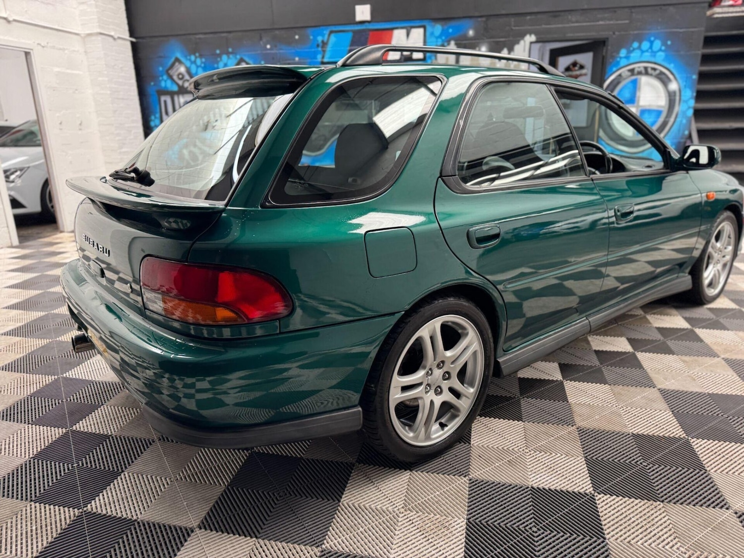 Used Subaru Impreza 2000 for sale - 76662576: Photo 33