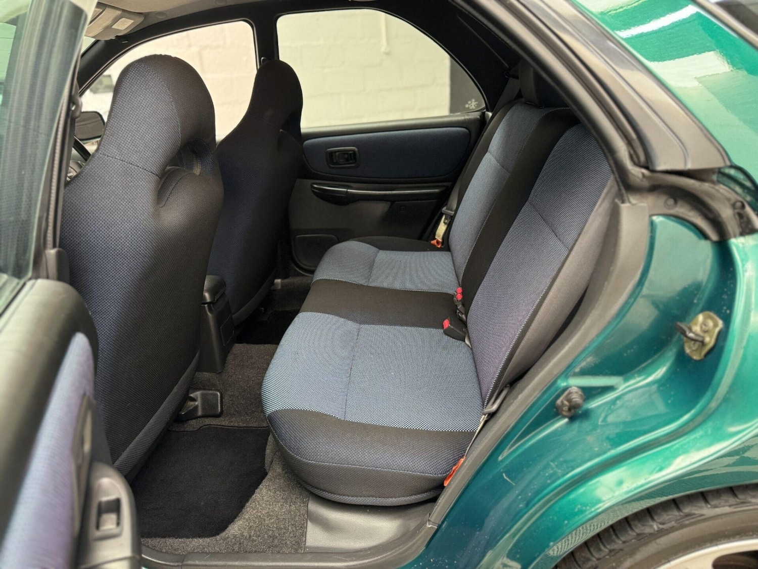 Used Subaru Impreza 2000 for sale - 76662576: Photo 38