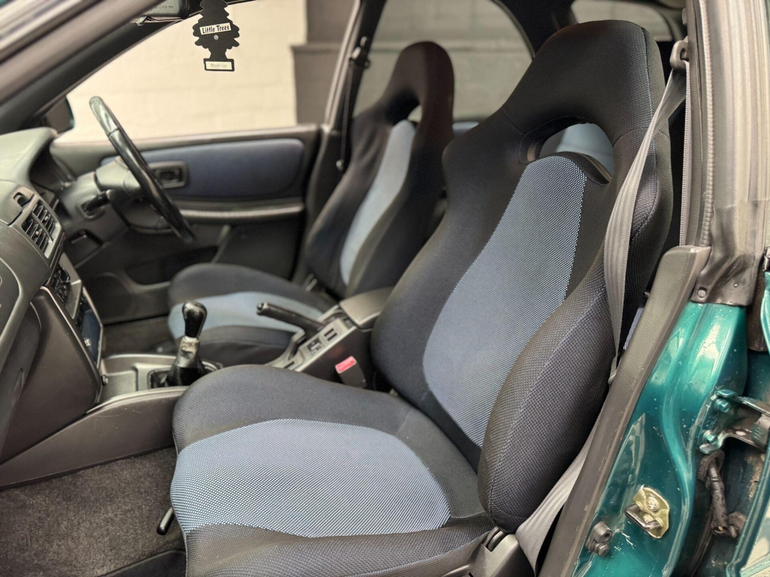 Used Subaru Impreza 2000 for sale - 76662576: Photo 46