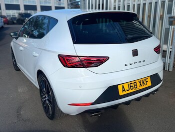 Used SEAT Leon 2019 for sale - 75984475: Photo
